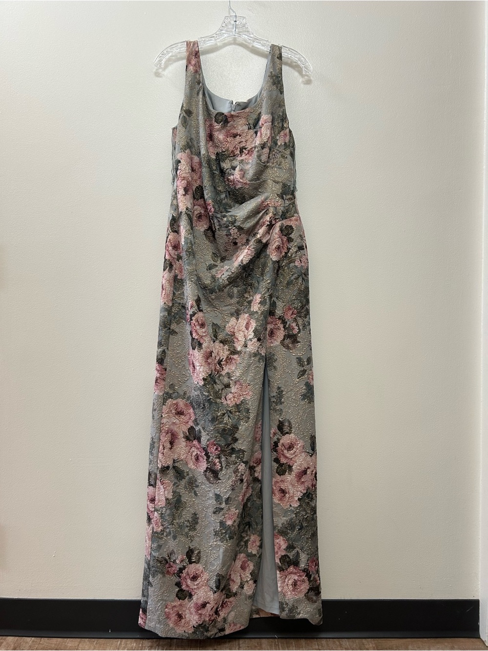 Adrianna Papell Gray & Pink Floral with Golden Metallic Accent Long Gown Size 12